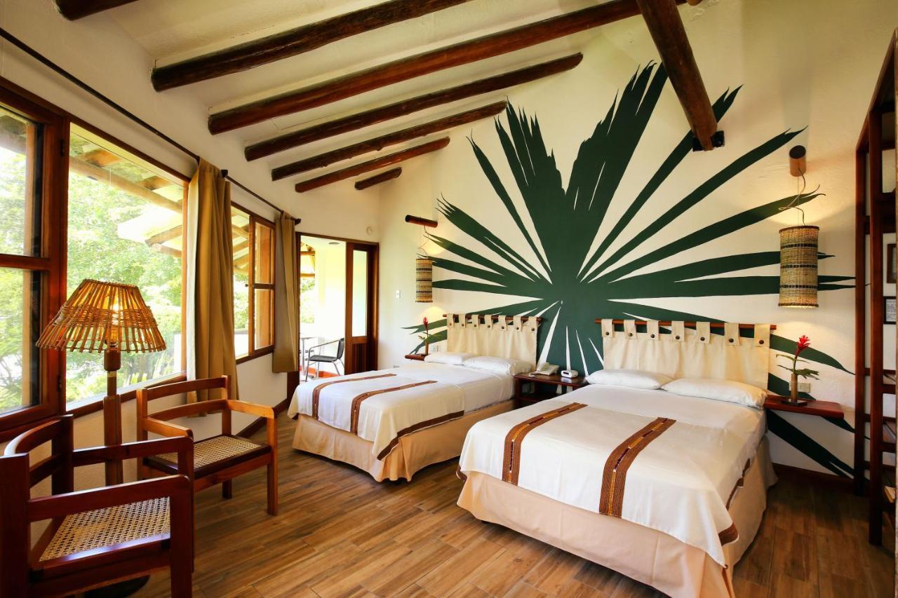 Villa Maya Flores Exterior foto